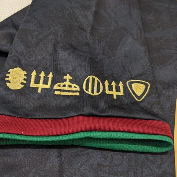 Portugal Ronaldo Black Jersey The Sui Jersey #7 Special Edition Version - Picture 4 of 9